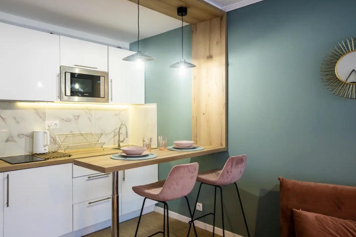 Studio Terrasse & Parking Gratuit En Residence Nîmes Esterno foto